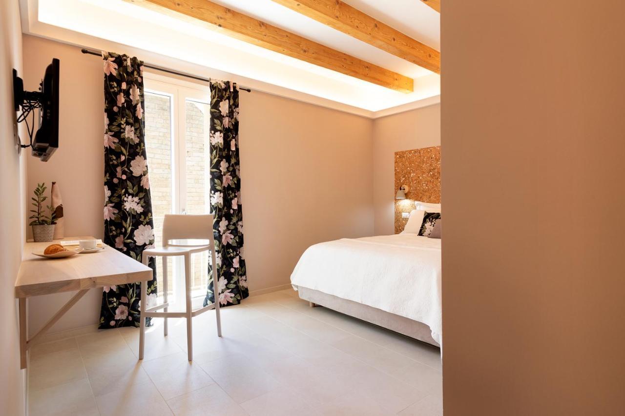 La Via Rooms And Terrace Ольбия Экстерьер фото